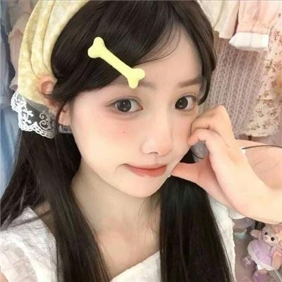 一周的偶像 封面