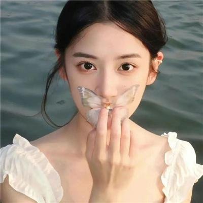 八载春秋烬如霜